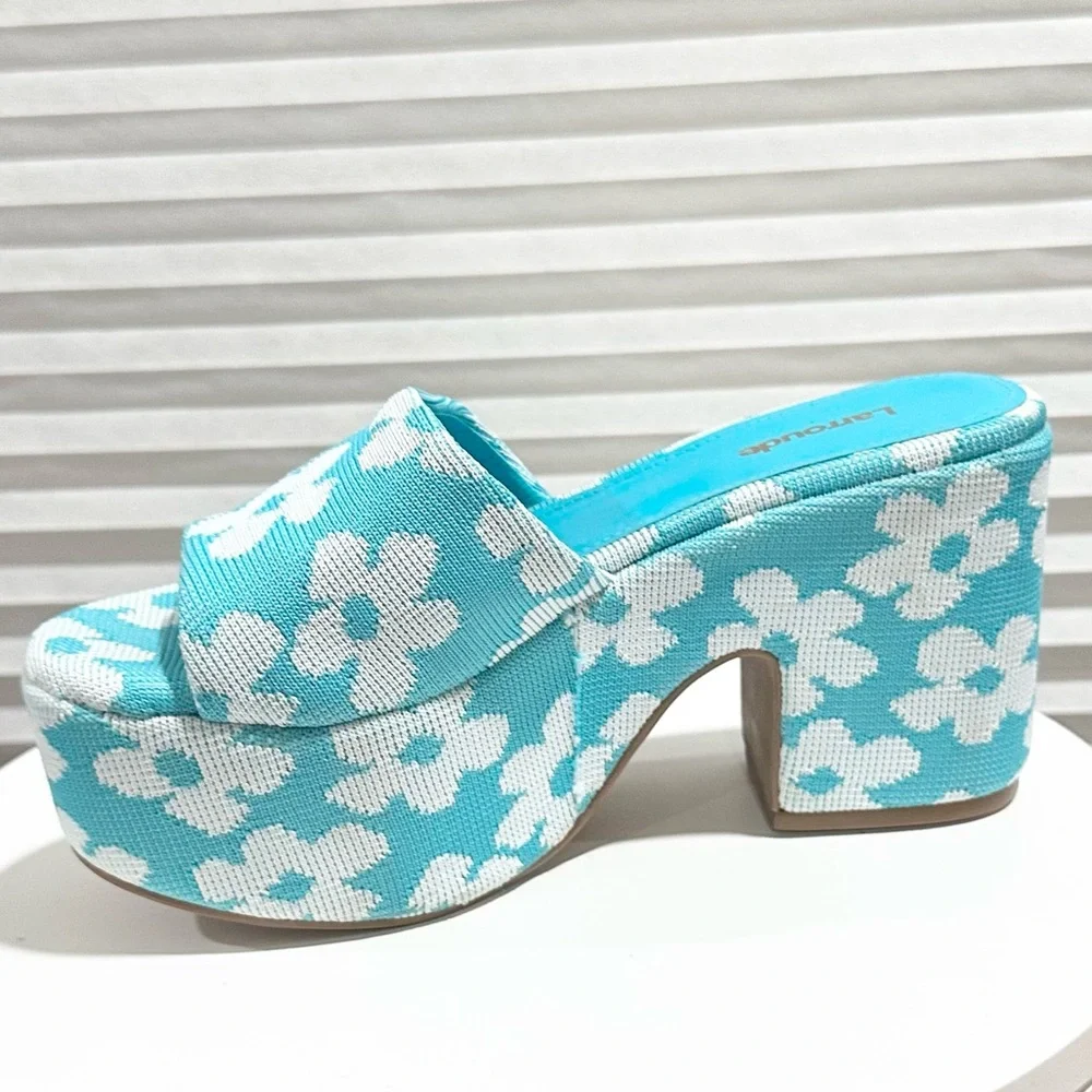 🌹LARROUDE🌹 Miso Platform Sandal Size: 5.5